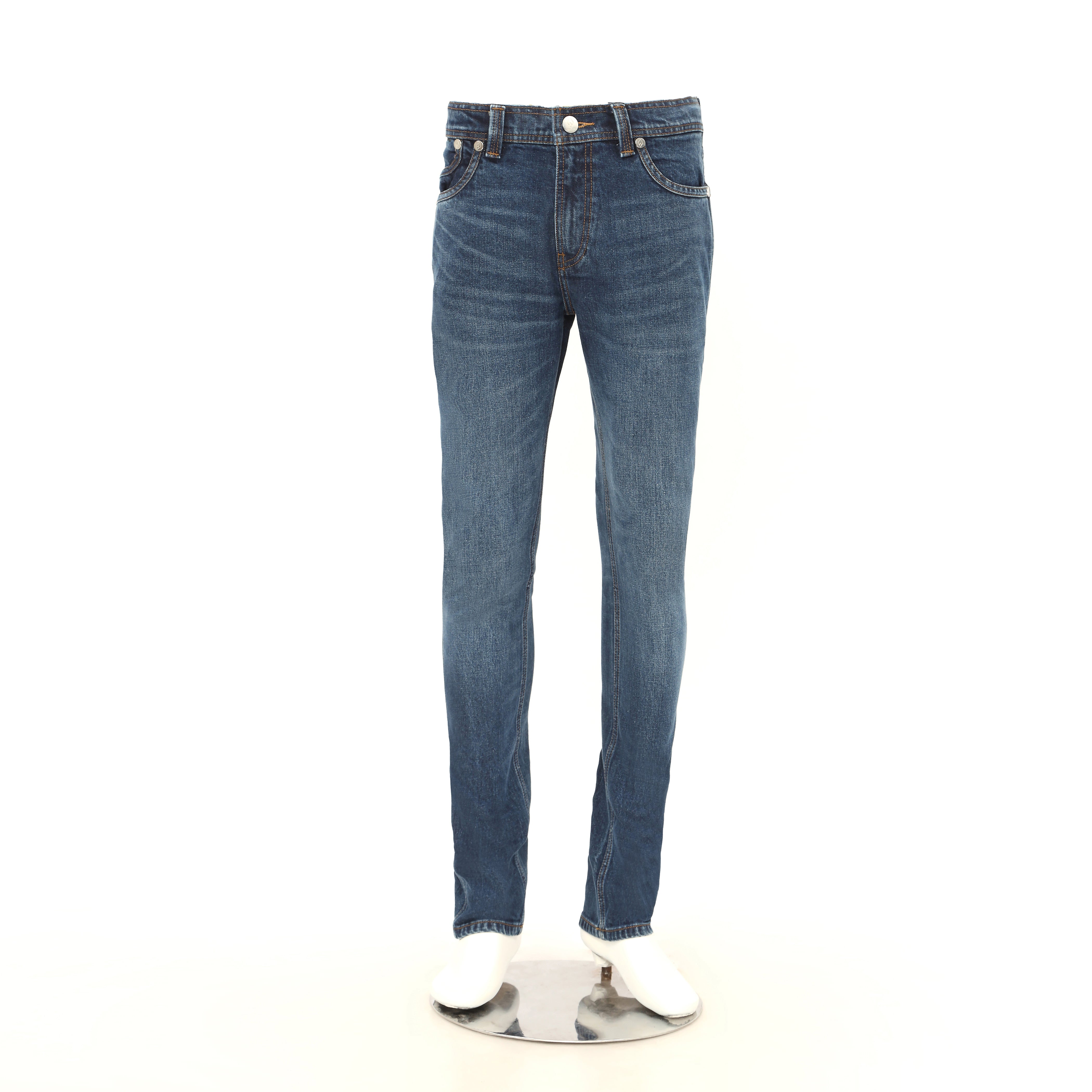 Slim Fit